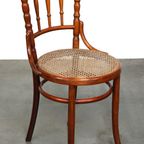 Originele Antieke Thonet Stoel Met Geweldige Kleuren En Een Rieten Zitting thumbnail 6