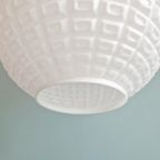 Vintage Getextureerde Witte Opaline Hanglamp, 1960-70 thumbnail 3