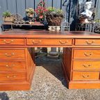 Klassieke Engelse Schrijftafel, Bureau, Desk, Met Lederen In thumbnail 2