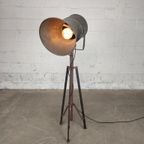 Industriële Lamp Op Statief thumbnail 5