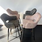Set Van 4/6 Velvet Design Barkrukken – Luxe Kuipmodel – Zwart/groen/roze thumbnail 2