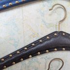 Klerenhangers – Knaapjes Jaren 50 -(Kn10A) thumbnail 4