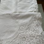 Wit Tafelkleed Met Brusselse Kant - Volledig Handgemaakt, Incl. Servietten. thumbnail 9