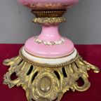 Grote Antieke Olielamp Van Roze Sevres Porselein. thumbnail 7