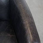 Zwarte Rundleren Aviator Fauteuil Met Een Strak Design En Een Leuke Vormgeving thumbnail 3