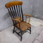 Antieke Engelse Captain Chair thumbnail 5