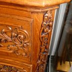 Louis Xv Franse Gebeeldhouwde Eiken Commode. thumbnail 9