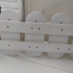 Vintage Houten Wandkapstok Wit 5 Haken Space Age thumbnail 6