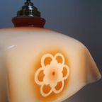 Antieke Opaline 'Zakdoek' Art Deco Lamp Met Tafelreel Van Molen En Decoratief Figuur Op Elke Zijde. thumbnail 12