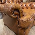 Oude Engelse Chesterfield Oorfauteuil In Tabacco Bruin thumbnail 3