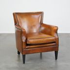 Subtiele Cognac-Kleurige Schapenleren Armchair Met Een Leuke Vormgeving thumbnail 2