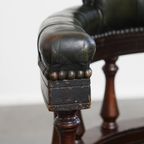 Donkergroene Rundleren En Houten In Hoogte Verstelbare, Swiffel En Tilt Chesterfield Bureaustoel thumbnail 10