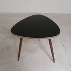 Driehoekige Vintage Bijzettafel, Salontafel Op Drie Poten thumbnail 5