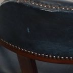Geweldige Set Bestaande Uit Een Schrijftafel En Een Blauwe Rundleren Chesterfield Bureaustoel In thumbnail 25
