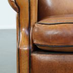 Comfortabele, Nette Schapenleren Armchair Strak Afgewerkt Met Zwarte Biezen En In Goede Staat thumbnail 11