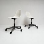 Vitra Eames Bureaustoel, Na 2000 thumbnail 2