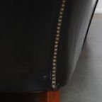 Comfortabele Zwarte Rundleren Chesterfield 2.5 Zits Bank In Engelse Stijl thumbnail 15
