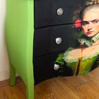 Groene Ladekast “vrouw Met Koptelefoon” - Eclectisch thumbnail 3