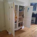 Witte Grote Houten Kast. Opsetims Demi-kast thumbnail 2