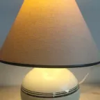Keramische Lamp Met Kap Nederlands Jaren 80 Wit Met Gouden Randjes thumbnail 6