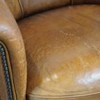 Charmante, Stoere En Comfortabele Schapenleren Clubfauteuil In Een Mooie Cognac Kleur thumbnail 10
