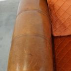 Luxe En Comfortabele Schapenleren 2.5 Zits Bank Van Topkwaliteit Met Oranje Stoffen Kussens thumbnail 15