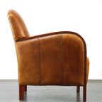 Luxe Rundleren Artdeco Design Armchair Met Houten Armleuningen En Goed Zitcomfort thumbnail 4