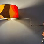 Space Age Swing-Arm Wandlamp Met Oranje Bloem Schaduw thumbnail 2