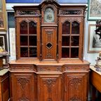 Antiek Rococo Buffet - Vitrinekast Met Ingebouwde Klok. thumbnail 2