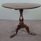 Grote Eind 18E Eeuwse Antieke Eiken Engelse Tilt-Top Tafel. thumbnail 3