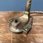 Franse Art Nouveau Tafellamp Met Transparante Glazen Kap thumbnail 13