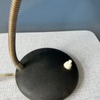 Kleine Zwarte Metalen Bureaulamp In Bauhaus-Stijl thumbnail 9