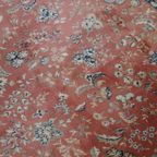 Erg Leuk Vloerkleed/ Tapijt In Oosterse Stijl Met Onder Andere Oudroze En Rode Tinten 298x201cm thumbnail 8