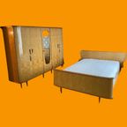 Mid Century Vintage, Retro Grote Kleding Kast 5 Deuren Met Spiegel En Tweepersoonsbed! thumbnail 2