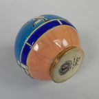 Bolvaasje ''Le Bal'' Van Jean Boggio Voor Emaux Longwy, Jaren 90 thumbnail 14