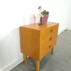 Fineer Ladekastje Met Ronde Grepen Uit Zweden thumbnail 9