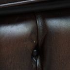 Luxe En Charmante 3-zits Rundleren Chesterfield Bank In Engelse Stijl thumbnail 14