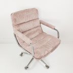 Artifort Bureaustoel Roze | Wieltjes | Geoffrey D Harcourt thumbnail 9