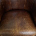 Comfortabele En Karaktervolle Schapenleren Clubfauteuil Met Een Prachtige Kleurstelling thumbnail 6