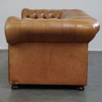 Lichtbruine/ Crème Kleurige Rundleren Engelse Ruime 2.5 Zits Chesterfield Bank thumbnail 5