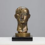 Sculpture “homo Decessor” By Raf Verjans thumbnail 2