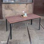 Industriële Tafel Met Houten Blad thumbnail 2