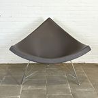 Iconische Vitra Coconut Chair – Modernistisch Design In Grijs Leer thumbnail 3