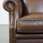 Subtiele, Comfortabele En In Goede Staat Verkerende Donkere Schapenleren Fauteuil Met Een Correct thumbnail 10
