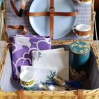 Vintage Unieke Picknickmand, Met Liefde Gerestyled thumbnail 5
