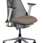 Gebruikte Herman Miller Sayl Bruin/Zwart/Wit Bureaustoel thumbnail 2