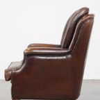 Royale, Zeer Comfortabele En Tijdloze Schapenleren Fauteuil In Een Prachtige Donkere Warme Kleur thumbnail 4