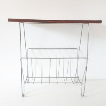 60-s-vintage-lektuurtafel-krantenbak-retro-tafeltje-bijzettafel