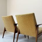 Twee Vintage Fauteuils Met Teak Houten Frame En Gele Bekleding thumbnail 8