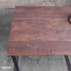 Industriële Tafel Met Houten Blad thumbnail 3